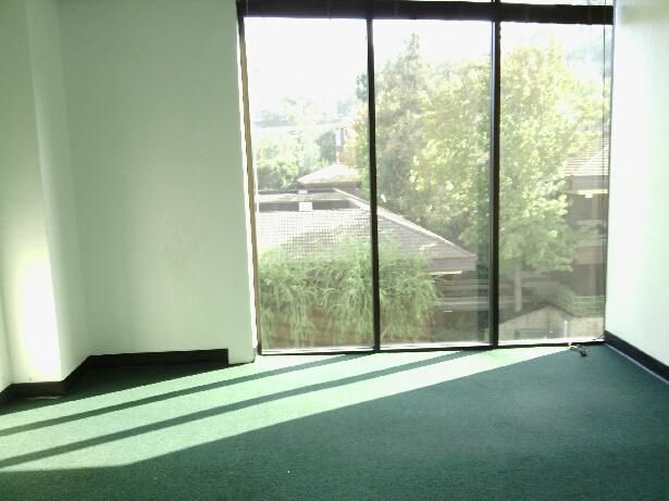 LARGE OPEN SPACE, 2 PRIVATE OFFICES. GREAT LAYOUT.